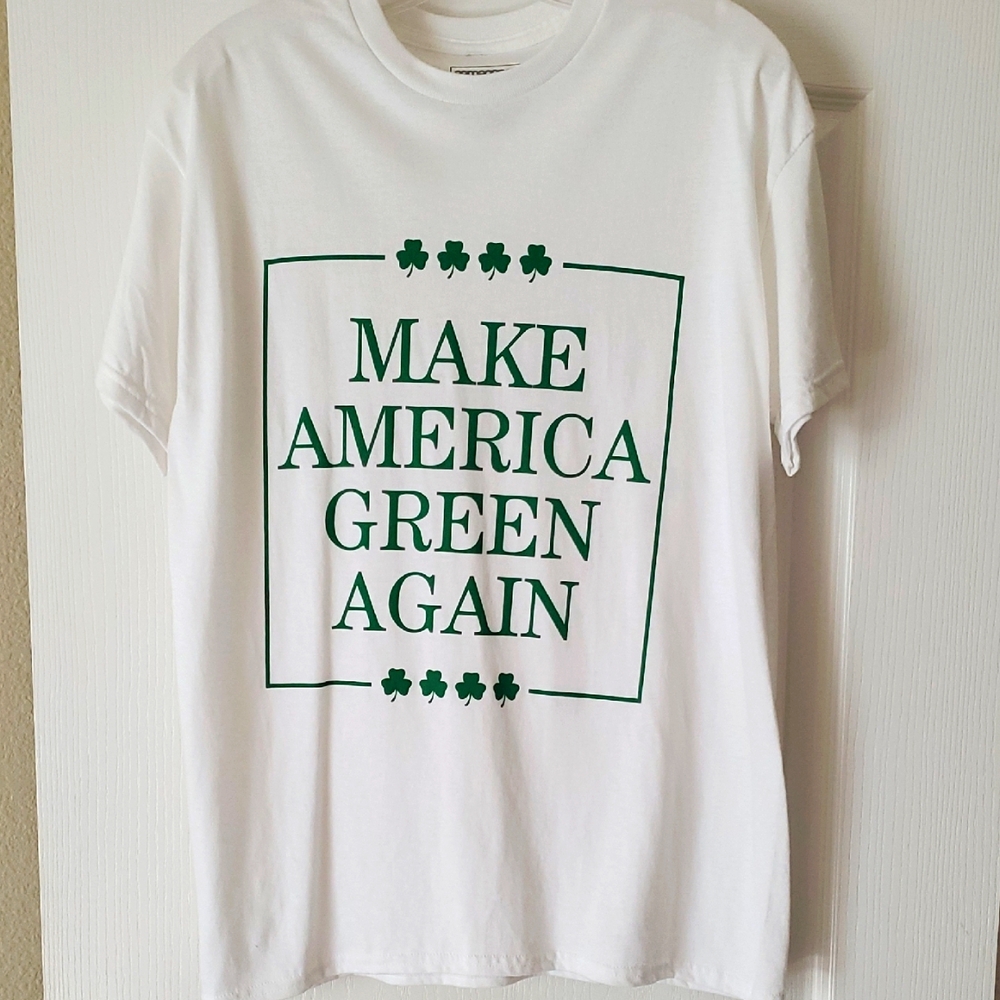 Rue21 White Graphic T-Shirt Men Sz M NWT